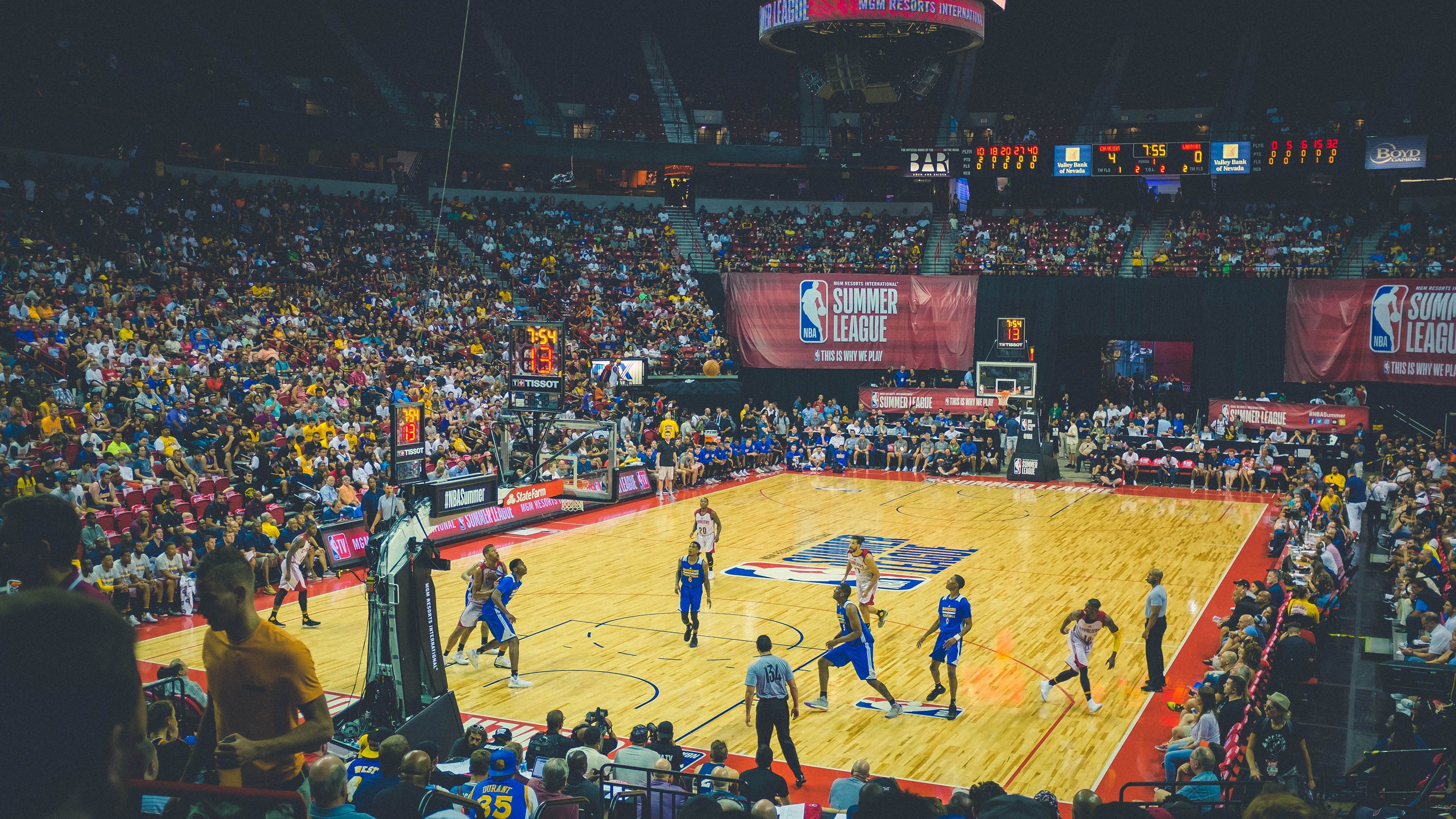 开云电竞服务-黄蜂发布“城市篮球地图”，连接各大社区球场，黄蜂篮网全场回放